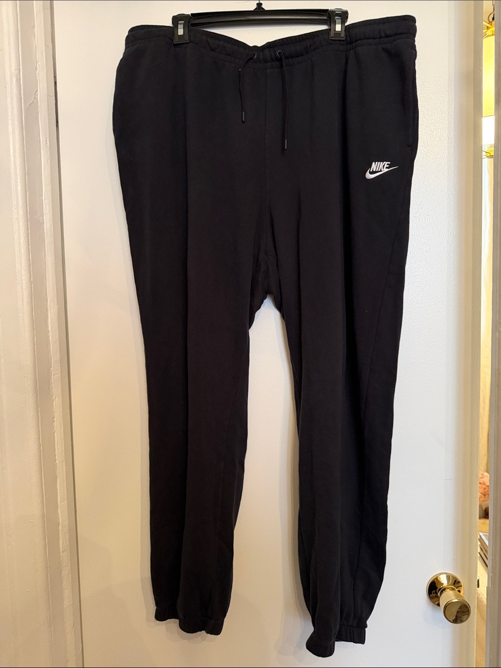 Nike Women’s Black Fleece Jogger Sweatpants